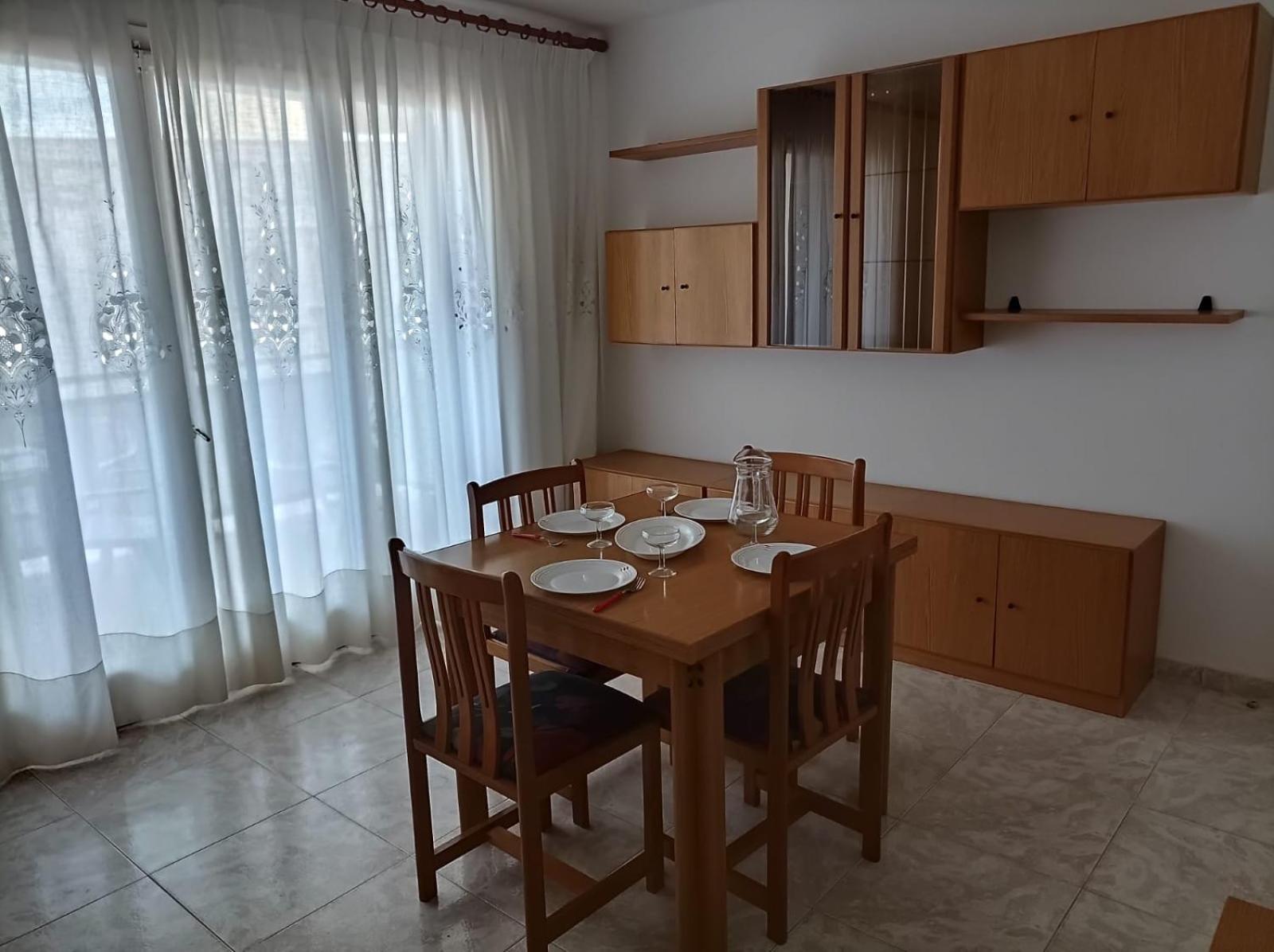 Miami Apartamento Mestres Miami Playa Екстериор снимка