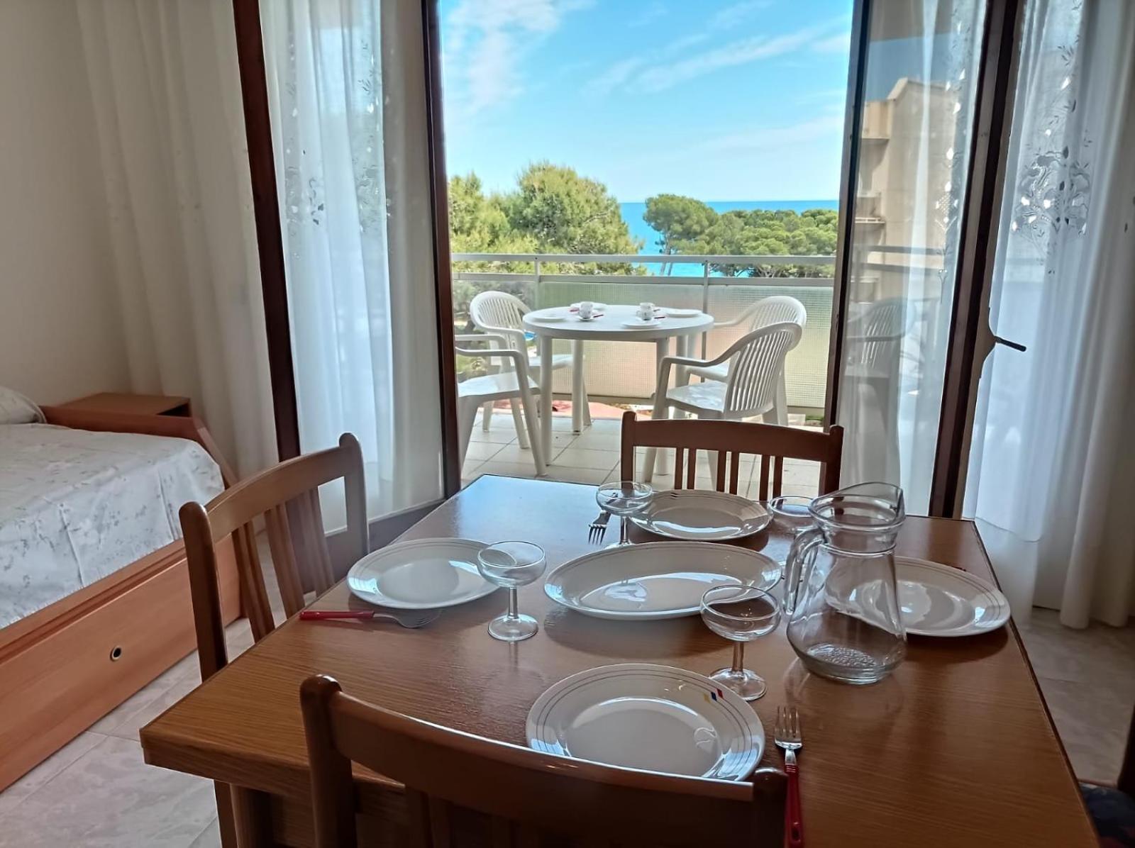 Miami Apartamento Mestres Miami Playa Екстериор снимка
